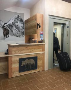 L'accueil et l'ascenseur